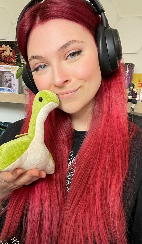 Naakte gelekte OnlyFans-foto van Mushutwitch