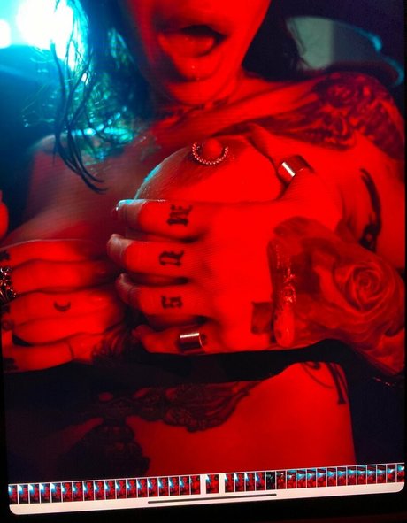 Photo nue de fuite OnlyFans de Lady Vamp