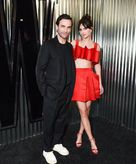 Naakte gelekte OnlyFans-foto van Emilia Jones