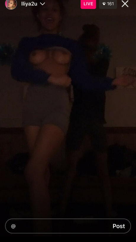 Nacktes geleaktes OnlyFans-Foto von Lliya2u