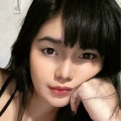 Обнаженная фотография утечки OnlyFans от Deseira