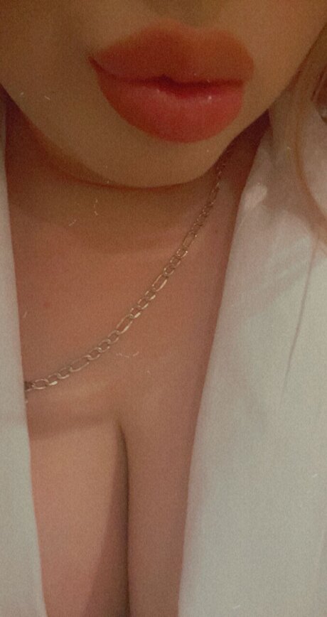 Nacktes geleaktes OnlyFans-Foto von Yllenaj1