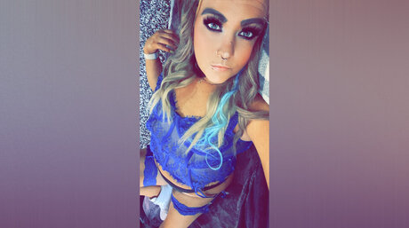 Nahá fotka uniklých OnlyFans od Joanne Stephens