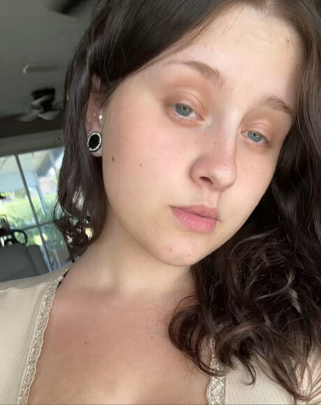 Photo nue de fuite OnlyFans de Helena Mroz