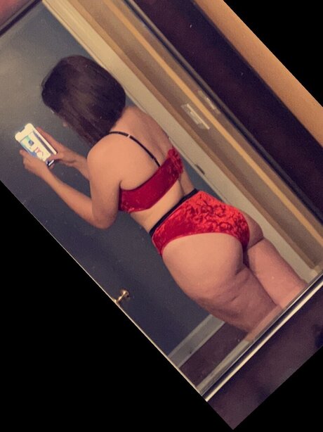 Alasti lekkinud OnlyFans-i pilt Kennedy