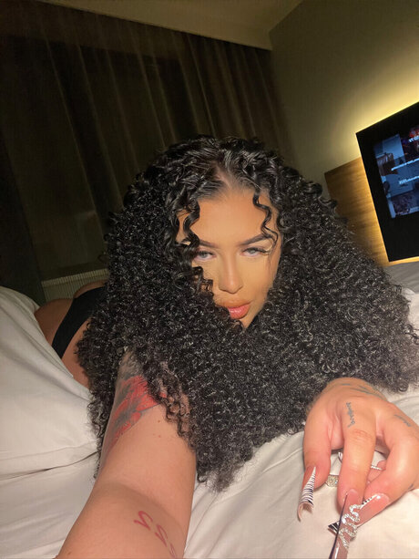 Naken läckt OnlyFans-bild av Your Fave Btch 