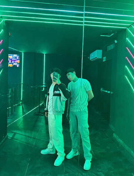 Naken läckt OnlyFans-bild av Danndro