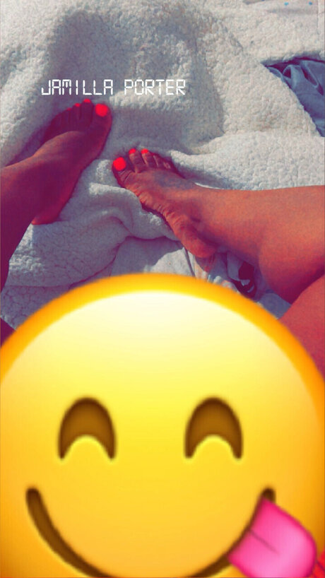 OnlyFans-model Almond Joi 