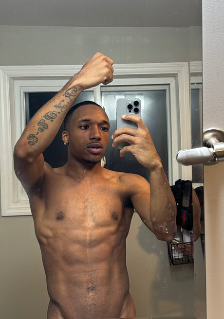 Nahá fotka uniklých OnlyFans od Big Dick Zan 