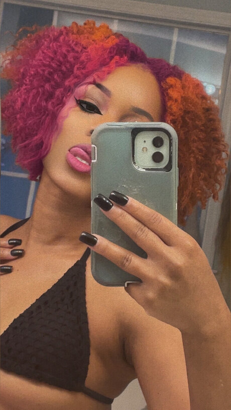 OnlyFans-model  Majesty Conquers 