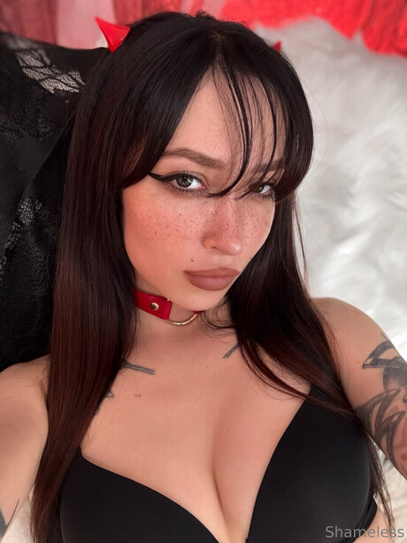 Foto desnuda filtrada de OnlyFans de Shameless