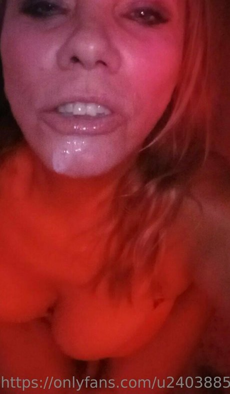 Alasti lekkinud OnlyFans-i pilt Libertyolove