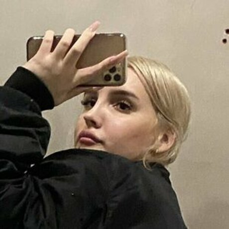 Обнаженная фотография утечки OnlyFans от Kirillcutes