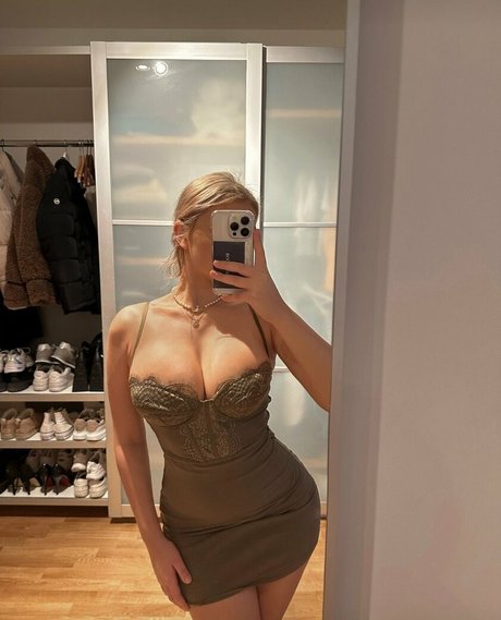 Photo nue de fuite OnlyFans de Kngemma