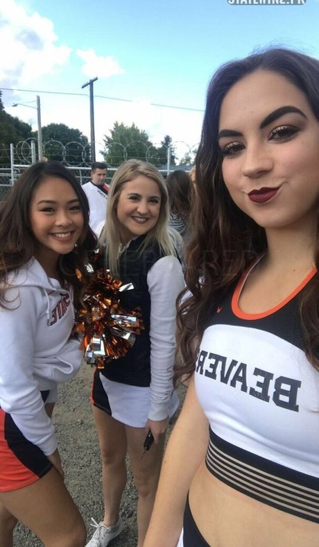 Обнаженная фотография утечки OnlyFans от Taylor Johnson Cheer