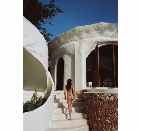 Naken lekkede OnlyFans-bilde av Sarasampaio