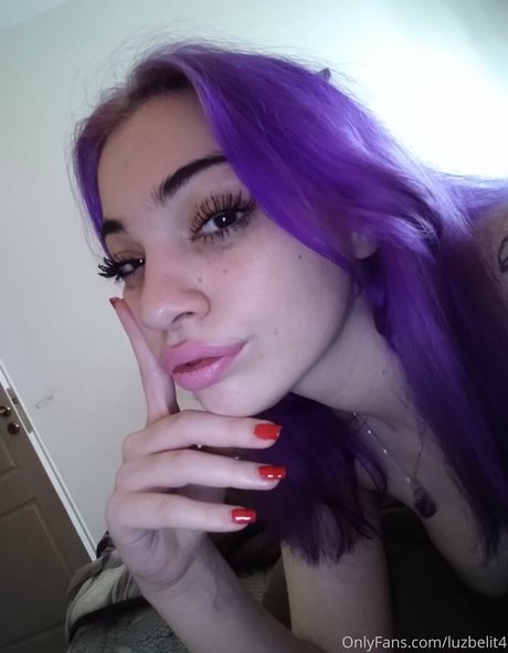 Naken lekkede OnlyFans-bilde av Luzgoddes