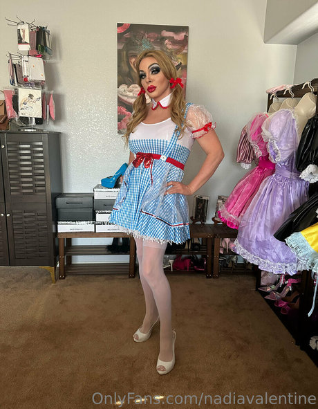 Naken läckt OnlyFans-bild av Nadiavalentine