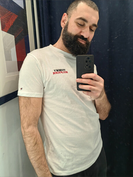 Alasti lekkinud OnlyFans-i pilt Gogov359