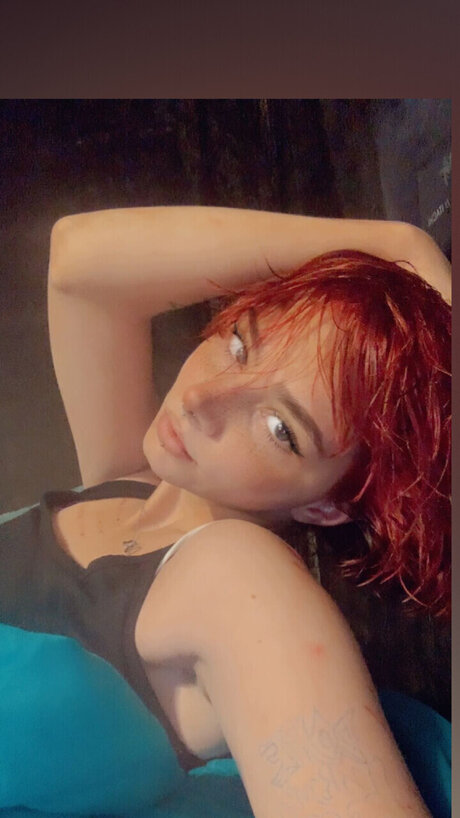 Nacktes geleaktes OnlyFans-Foto von Smutreader