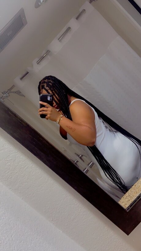 Nahá fotka uniklých OnlyFans od Unique