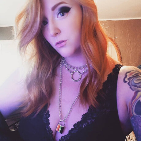 Foto di nudo di fuga di OnlyFans di Xhexvixen