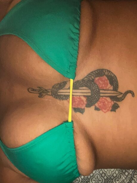 Lee OnlyFans泄露裸照