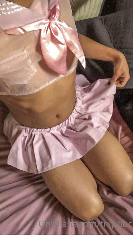 Naken läckt OnlyFans-bild av Trxpbbc