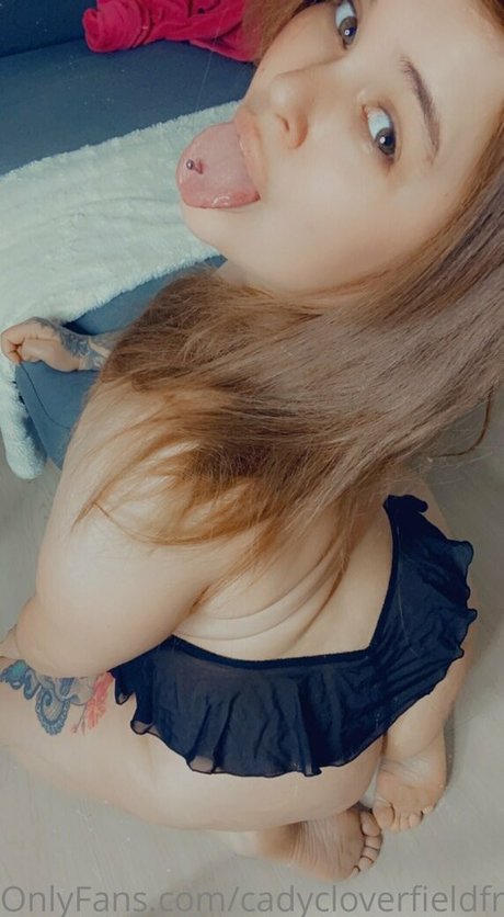 Naken läckt OnlyFans-bild av Mrscloverfield