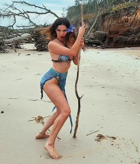 Naakte gelekte OnlyFans-foto van Alyson Tabbitha