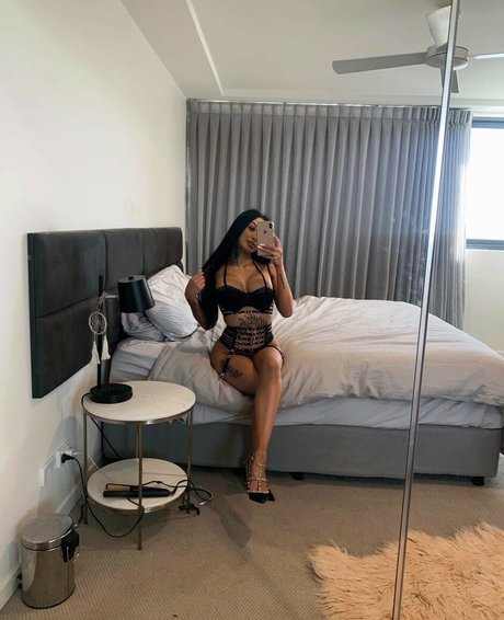 Naken lekkede OnlyFans-bilde av Tamika Dudley