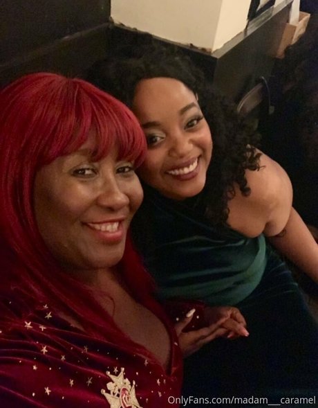 Foto di nudo di fuga di OnlyFans di Madamcaramel