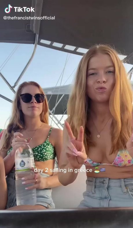 Naken lekkede OnlyFans-bilde av Allylucyfrancis