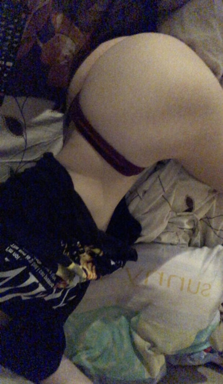 Naken lekkede OnlyFans-bilde av Alessia M