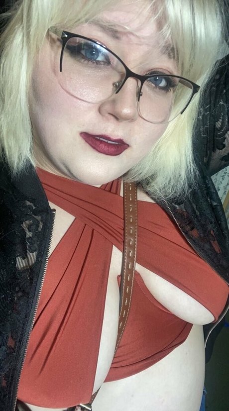 Naken läckt OnlyFans-bild av Sourpanda69