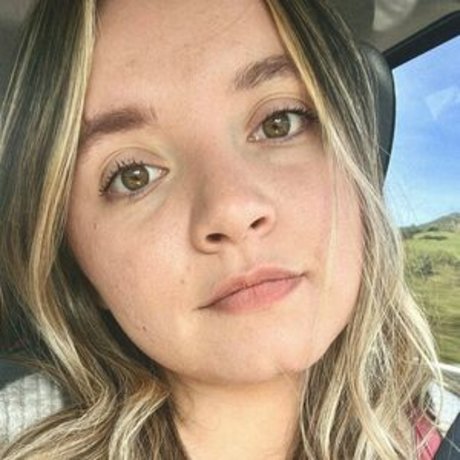 Alasti lekkinud OnlyFans-i pilt Katieandrosevip