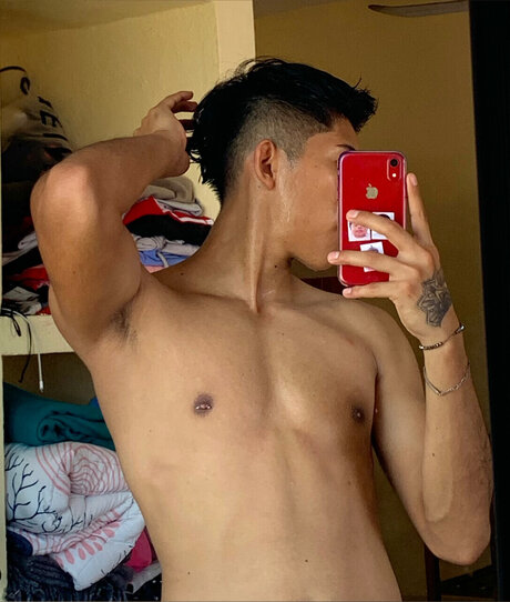 Manu OnlyFansリークヌード写真