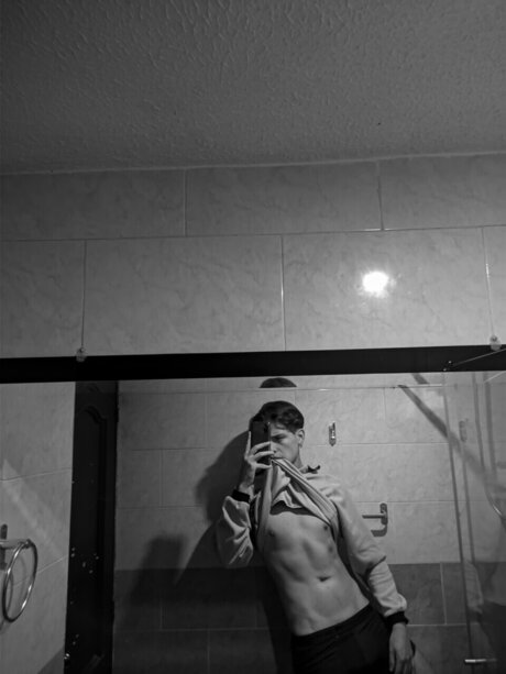 Felipe naked leaks OnlyFans pic