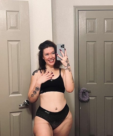 Nacktes geleaktes OnlyFans-Foto von Lexsaige