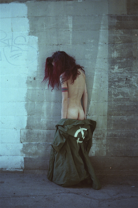 Naken lekkede OnlyFans-bilde av Cam Damage