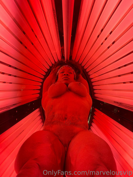 Alasti lekkinud OnlyFans-i pilt Margie Martin