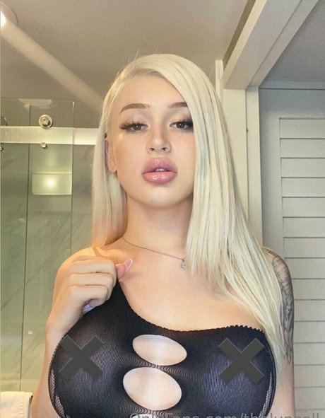 Обнаженная фотография утечки OnlyFans от Thalunzell