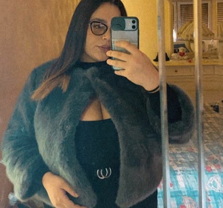 Foto di nudo di fuga di OnlyFans di Letizia Scrivani