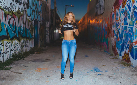 Foto di nudo di fuga di OnlyFans di Nicole Mejia