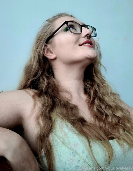 Nacktes geleaktes OnlyFans-Foto von Yourlovelylady