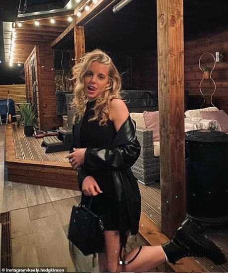 Alasti lekkinud OnlyFans-i pilt Keely Hodginkinson