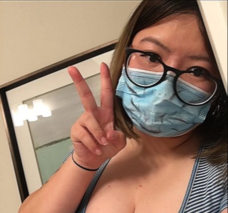 Yoolovee OnlyFans泄露裸照