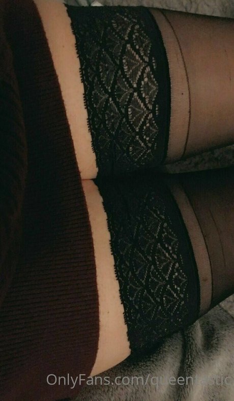 Nacktes geleaktes OnlyFans-Foto von Queentastic