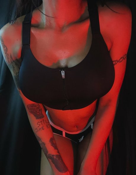 OnlyFans-model Yungsadistic