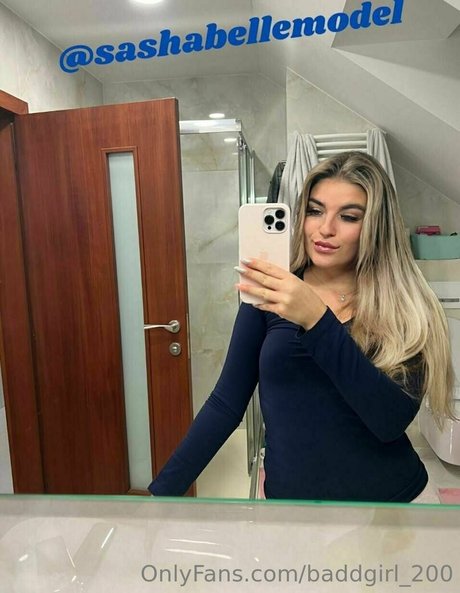 Alasti lekkinud OnlyFans-i pilt Baddgirl200